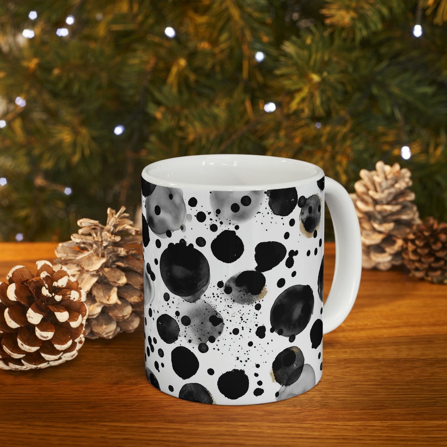 Black Polka Dots Pattern Mug