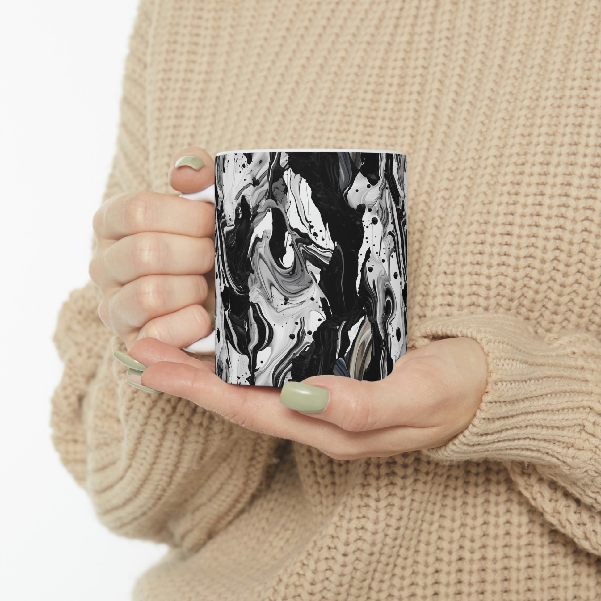 Black and White Marble Pattern Mug