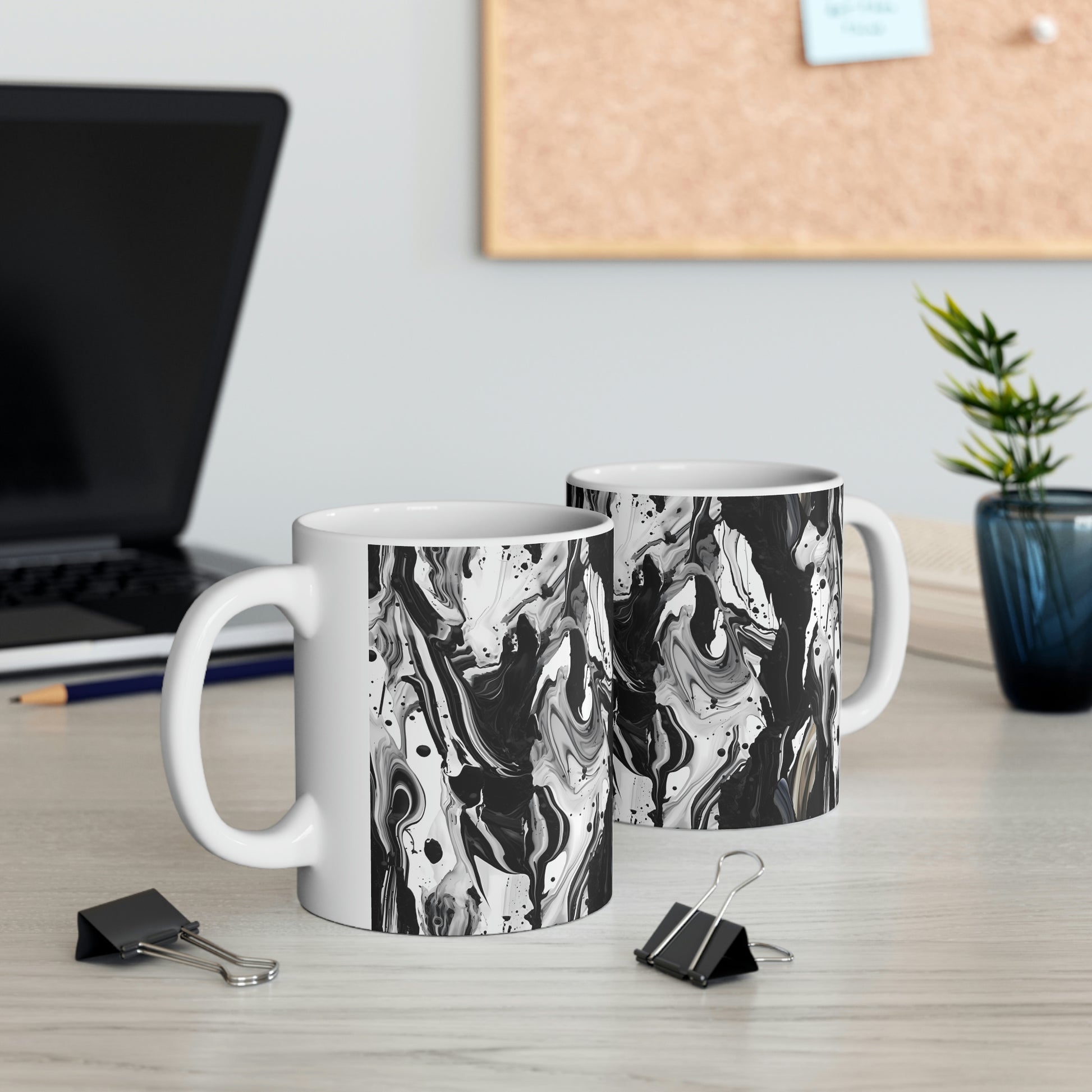 Black and White Marble Pattern Mug